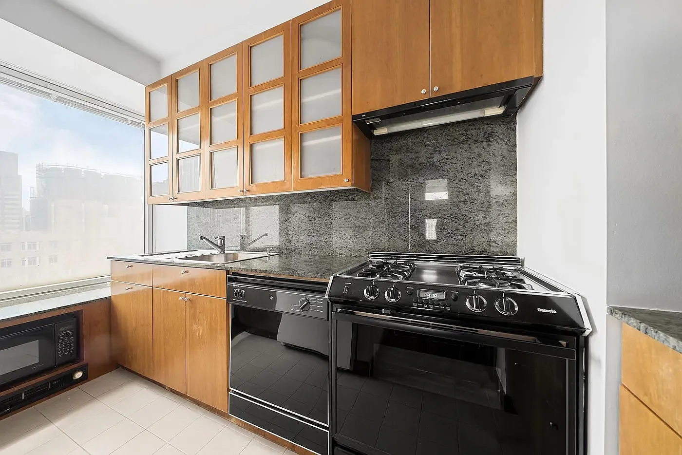 150 West 56th Street — Photo 4