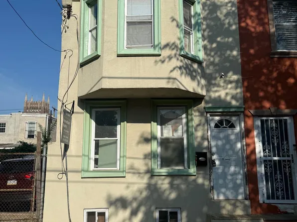 2609 N Waterloo St, Philadelphia, PA 19133