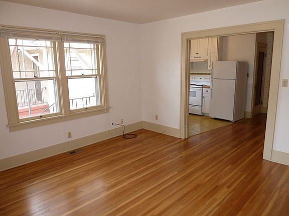 Spacious living room