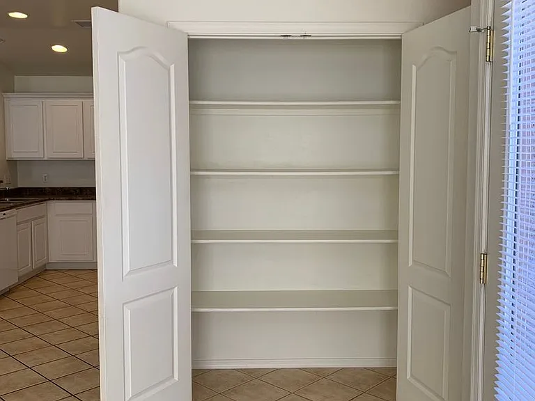 4964 E Catalina Ct — Photo 15