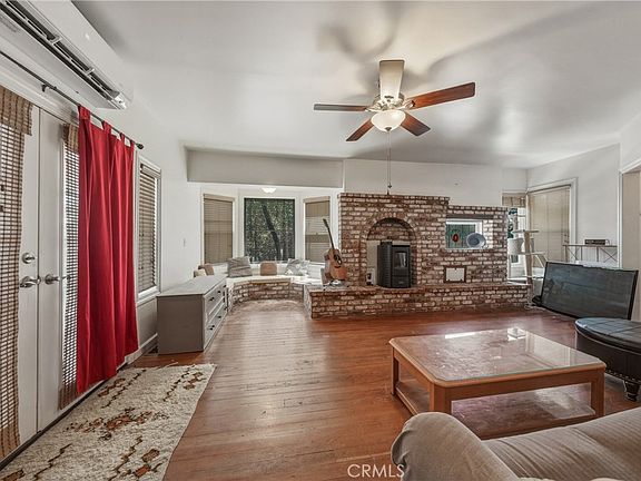 5th image of 770 3rd St
