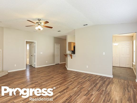4th image of 10932 Acorn Park Dr E