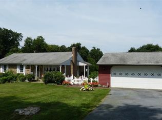 419 Pine Hill Rd, Hummelstown, PA 17036