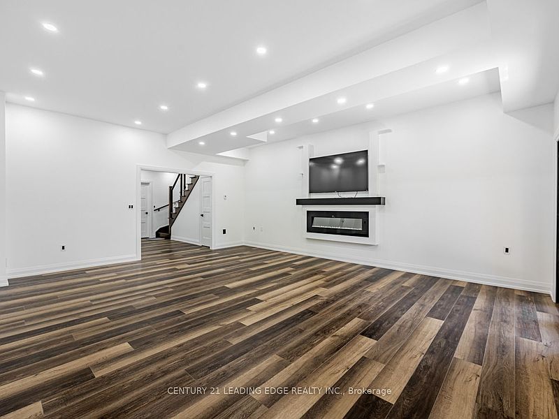 Toronto House for rent - 5 Bedrooms — photo 6