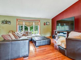 W4917 Mallard Dr, Elkhorn, WI 53121