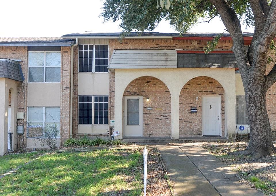 1st image of 2732 Patricia Ln