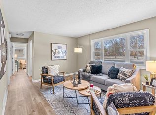 4241 Rahn Rd, Eagan, MN 55122