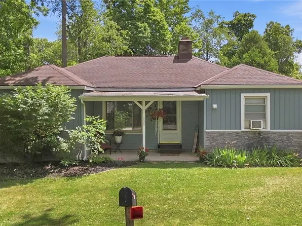829 Lake Dr, Ashland, OH 44805
