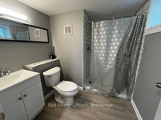 303 Caddy St — Photo 10