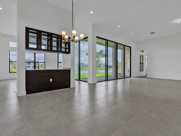 9523 Riverside Park Dr — Photo 10