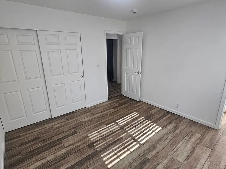 1553 E Stockham Ave — Photo 8