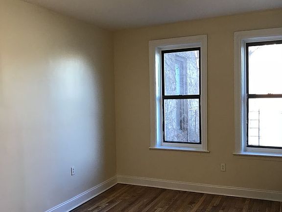 4th image of 2690 University Ave APT 2F