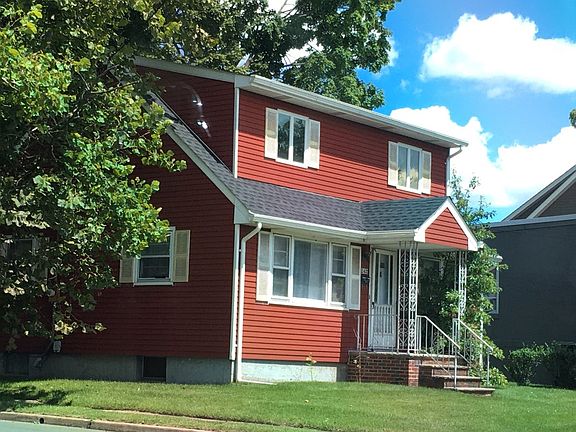 3rd image of 242 Church St