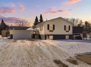 713 Mueller St, Athens, WI 54411