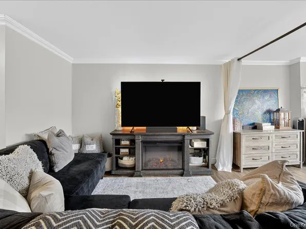 1170 Ocean Parkway image 23 of 31