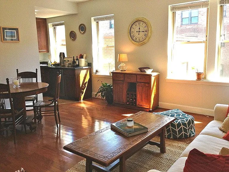 1673 Park Rd NW #302 — Photo 2
