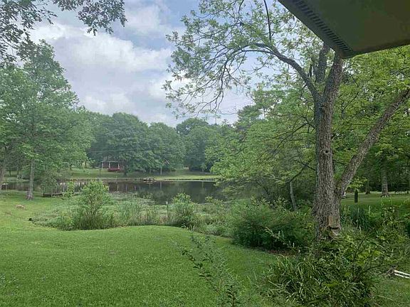 2nd image of 101 Lake Dr