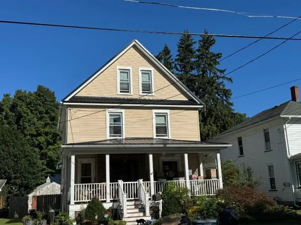 11 Dartmouth St #6, Warren, PA 16365