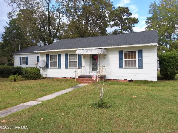 104 Woodrow Street, Tabor City, NC 28463