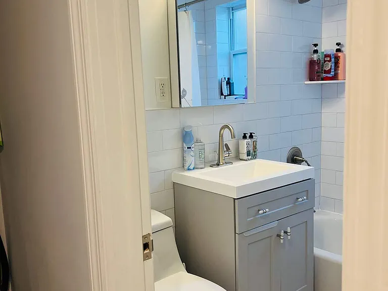130 Ravine Ave #1 — Photo 11