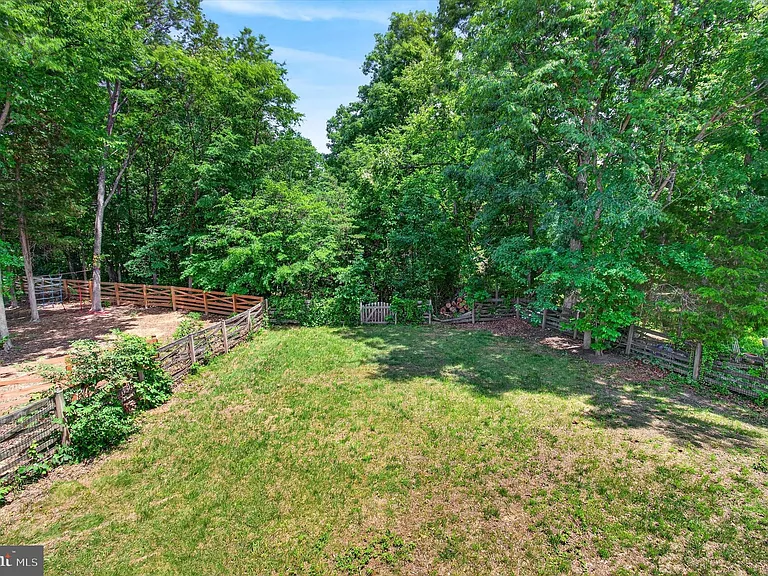25670 S Village Dr — Photo 51