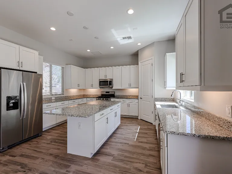 6521 E Michigan Ave — Photo 14