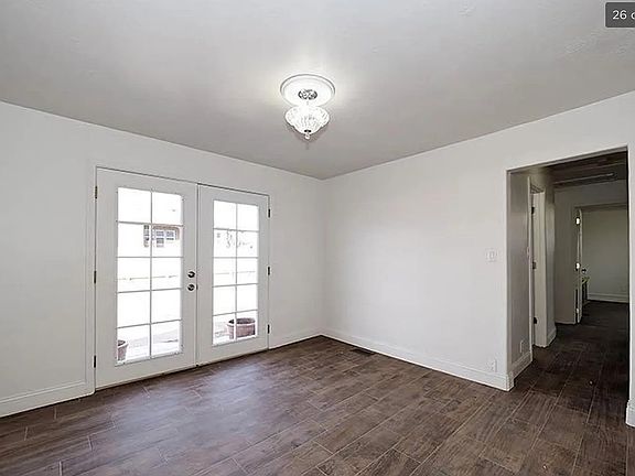 4th image of 736 S 300 W