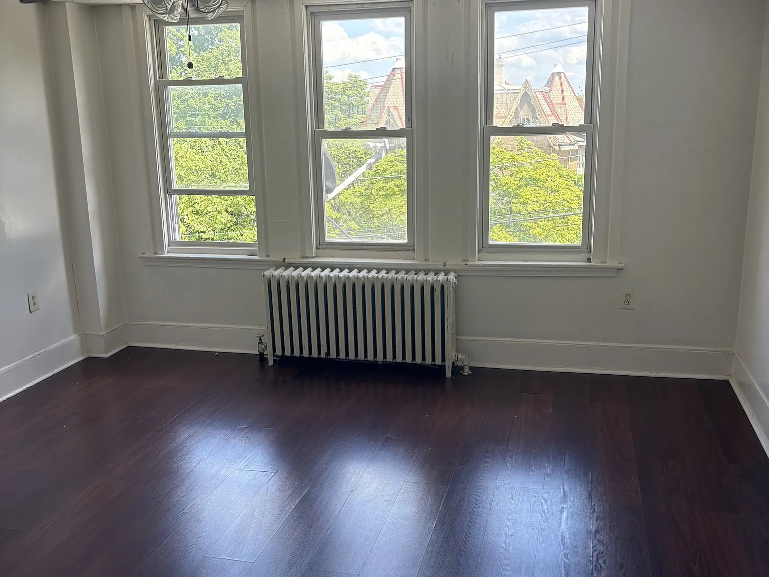 503 E Washington Lane - 3 — Photo 3