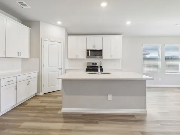 2308 Lone Star Ln, Seagoville, TX 75159