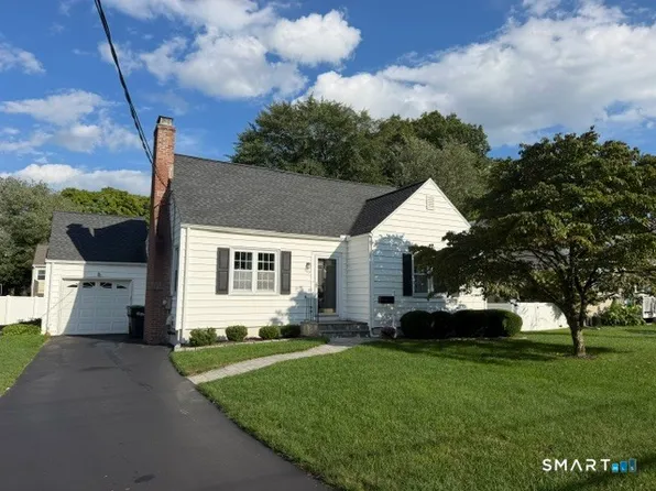 100 Flint Street, Trumbull, CT 06611