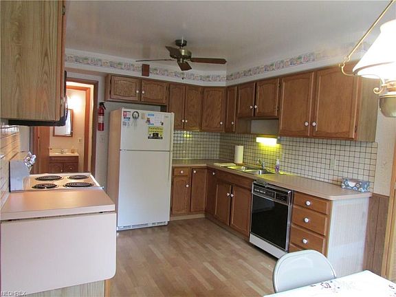 5th image of 6683 Crenshaw Dr