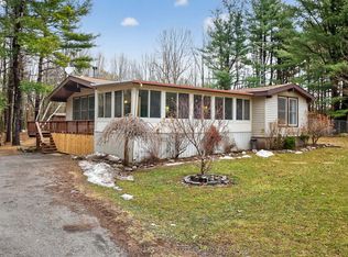 87 Fitzsimmons Rd, Leeds And The Thousand Islands, ON K0E1L0