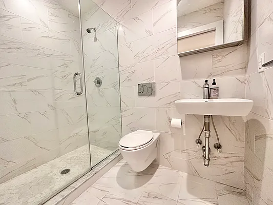 Rented by Compass | media 12