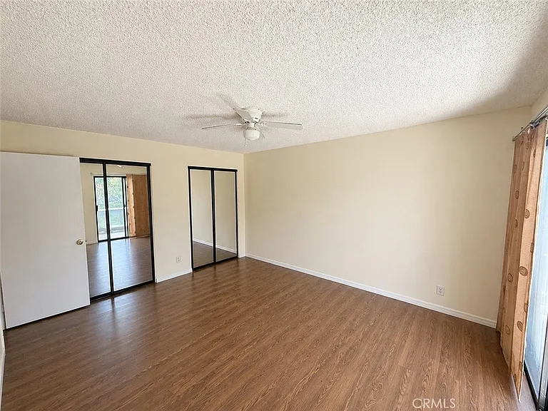 9131 Burnet Ave #10 — Photo 6