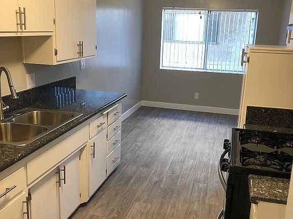 2nd image of 924 W Beach Ave APT 6