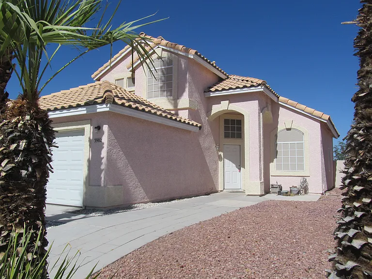 3982 Round Wood St — Photo 2