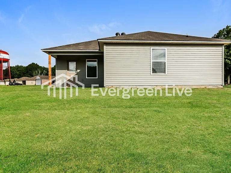 109 Jasmine Ct — Photo 15