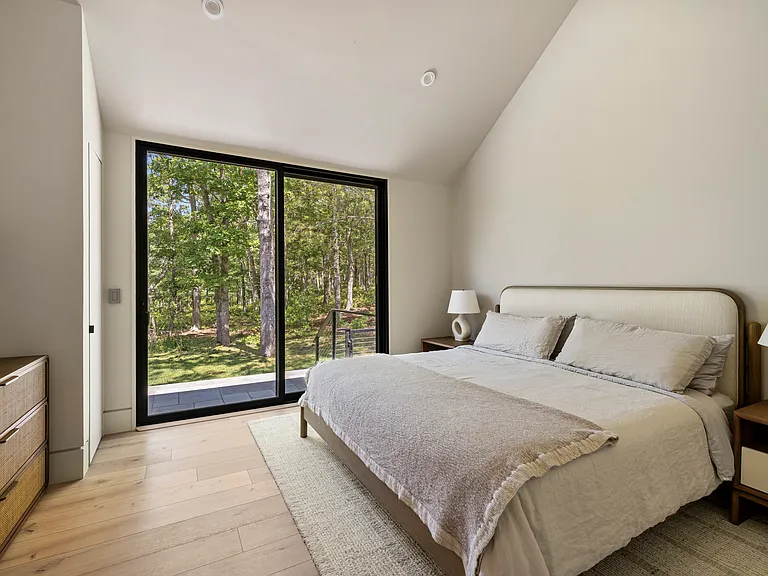 544 Wainscott Northwest Rd — Photo 23