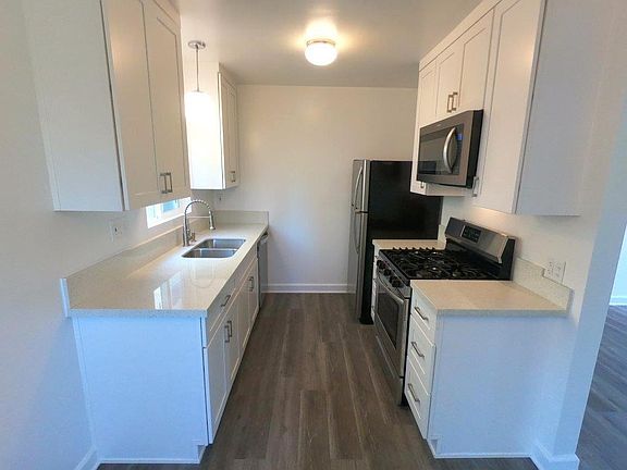 5th image of 5303 Riverton Ave #A