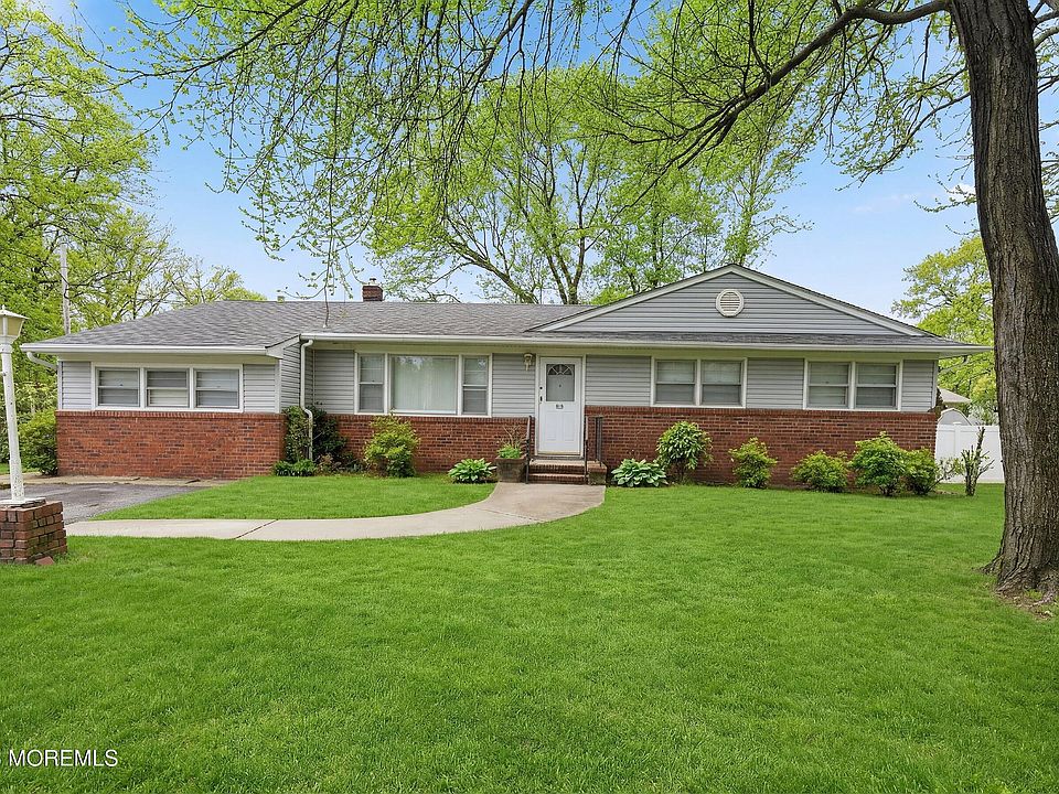 1st image of 813 Roseld Avenue