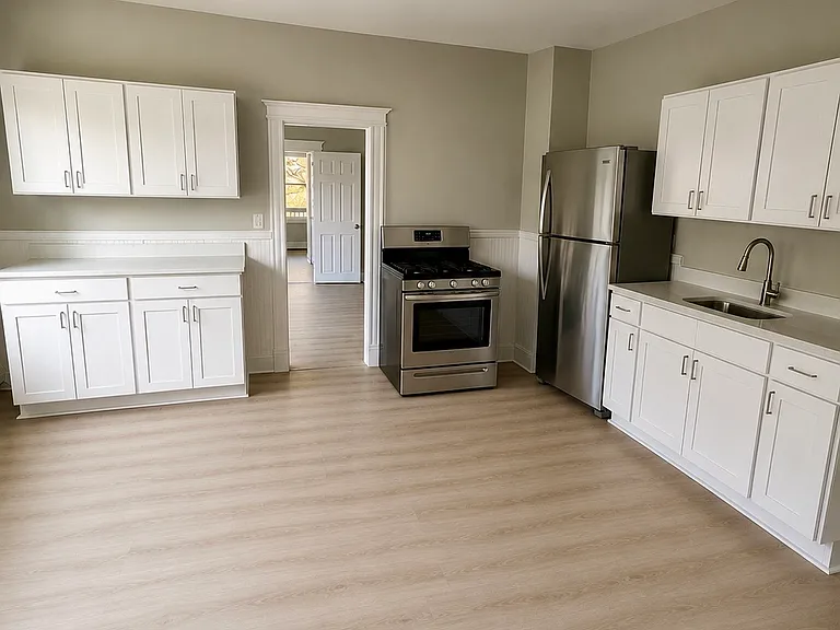 197 Glen St #1N — Photo 1