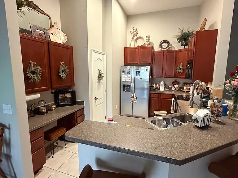 2319 Tanbark Ridge Pl — Photo 3