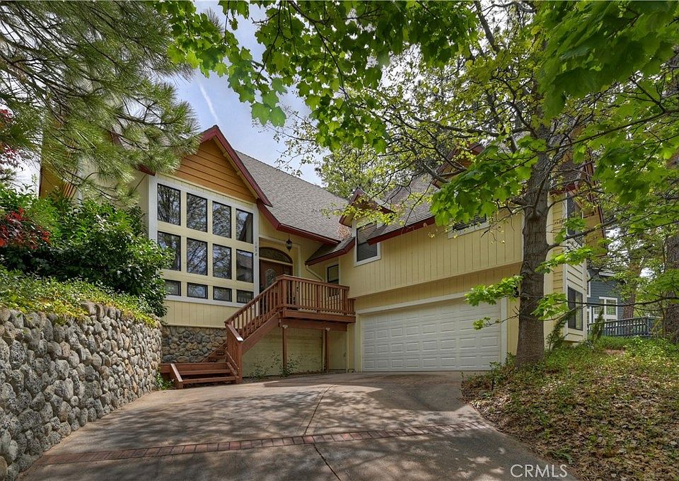1st image of 1078 Sandalwood Dr