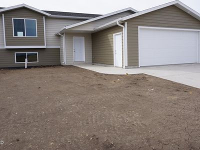 115 26th St NW, Watertown, SD, 57201