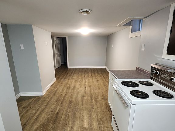 3rd image of 1085 Hickory Rd #2