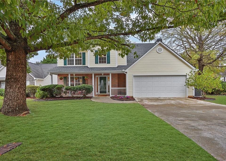 1st image of 251 Lake Valley Dr