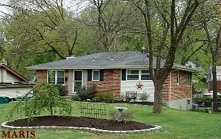 16 Oak Tree Dr photo 1