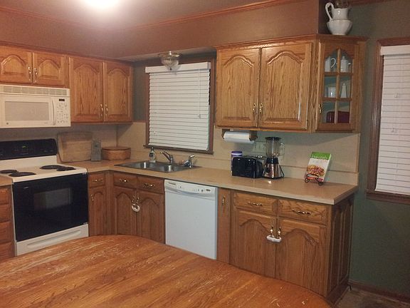 Oak Amish Cabinets