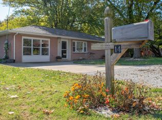 14 Northwood Ave, Maryville, IL