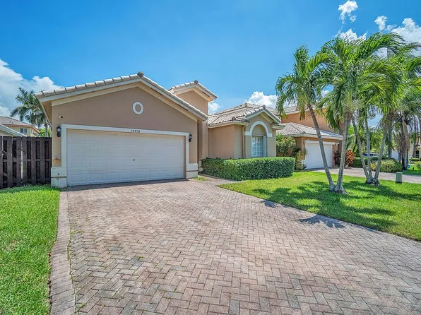 15452 SW 138th Ter, Miami, FL 33196